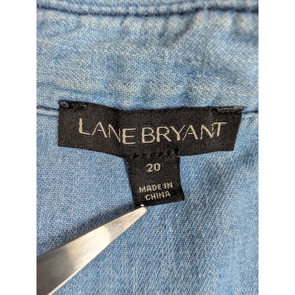 Lane Bryant Denim Chambray Shirt Womens Sz 20 Cotton Blue Distressed Frayed Hem - Picture 6 of 14